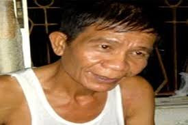 Lâm “già” tên đầy đủ là Ngô Thế Lâm. sinh năm 1956 nhưng trông Lâm lúc nào cũng lọm khọm như một nông dân lam lũ. Mặt Lâm thì chảy xệ, bèo nhèo, dúm dó. Và giang hồ bắt đầu gọi hắn là Lâm “già” - cái tên bắt nguồn từ chính vóc dáng già nua của hắn.