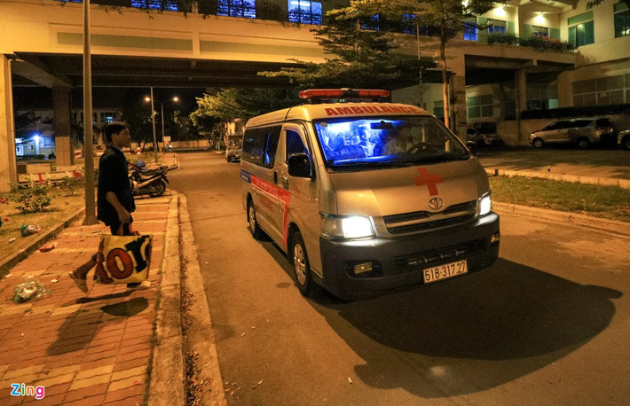 Chuyến xe chở thi thể anh Đẹp về quê nhà cũng là ca thứ 9 và là ca cuối cùng trong ngày được các nhân viên nhà xác bệnh viện bàn giao lại cho gia đình nạn nhân. Theo các nhân viên nhà xác, thi thể thứ 10 sẽ được người nhà tới nhận và chuyển đi vào sáng hôm sau.