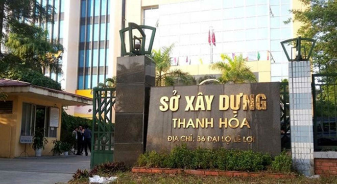 Cụ thể: Ông Tuấn làm trái quy định của hội đồng thi tuyển công chức tỉnh Thanh Hóa năm 2011; ban hành quyết định không đúng thẩm quyền về thành lập hội đồng tuyển chọn cán bộ, công chức của Sở Xây dựng; Quyết định thành lập mới một số ban chuyên trách trực thuộc Sở Xây dựng trái thẩm quyền…
