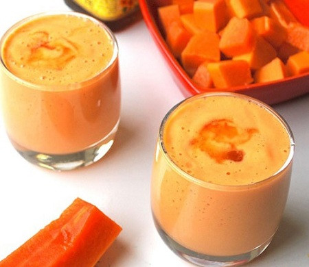 Sự kết hợp của nước ép cà rốt và mật ong giàu vitamin A và các chất chống oxy hóa, giúp nuôi dưỡng các dây thần kinh thị giác của bạn, khiến cho đôi mắt luôn sáng khỏe.