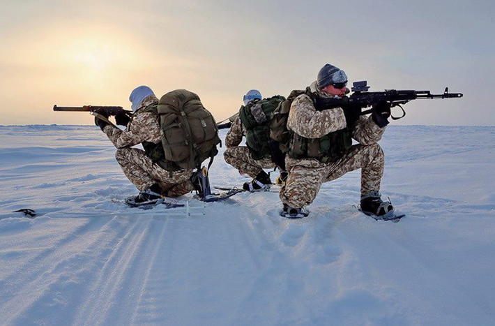 Nhiệm vụ ban đầu của các đơn vị đặc nhiệm Spetsnaz thường là hoạt động trinh sát, tác chiến ngầm trong vùng địch, phá hoại kho vũ khí hạt nhân hay cơ sở hạ tầng quan trọng của đối phương.