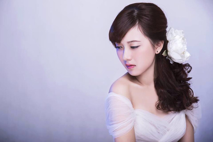 Hình ảnh xinh đẹp hút hồn của cô giáo 9X.