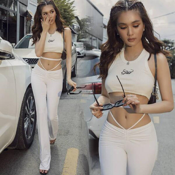Người body săn chắc, mảnh mai thích hợp với cách phối đồ này hơn. Trong khi đó, những người có vòng eo bánh mì nên tránh xa bởi chúng dễ làm lộ khuyết điểm trên cơ thể. Ảnh: Instagram ngoctrinh89