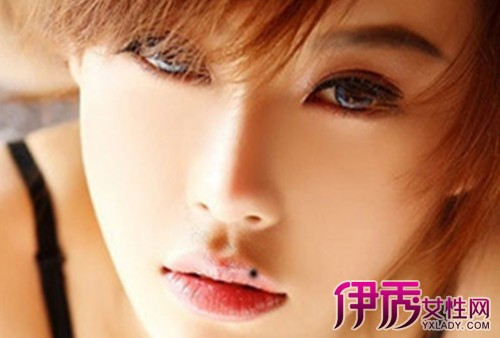 Nốt ruồi ở môi trên: Người phụ nữ có đặc điểm này là người mạnh mẽ, chủ động trong tình yêu. Họ không thích bó buộc bởi lễ giáo truyền thống. Họ là người rất dễ kích động trong tình yêu nên thường là người bị tổn thương trong tình cảm.Ảnh: yxlady.com.