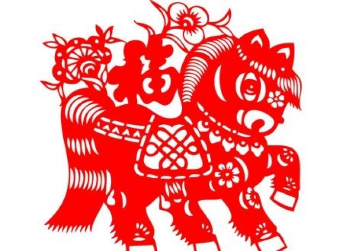 Tuổi Ngọ: Người tuổi Ngọ bẩm sinh đã có vận tài vượng phát, đặc biệt là các nguồn thu bên ngoài, đặc biệt các khoản thu này đều do bản thân con giáp này tự kiếm được. Chính vì vậy họ có thể có một cuộc sống tự chủ, độc lập, không phụ thuộc vào bất cứ ai. (Bài viết chỉ mang tính tham khảo, cung cấp nội dung trắc nghiệm vui cho bạn đọc).