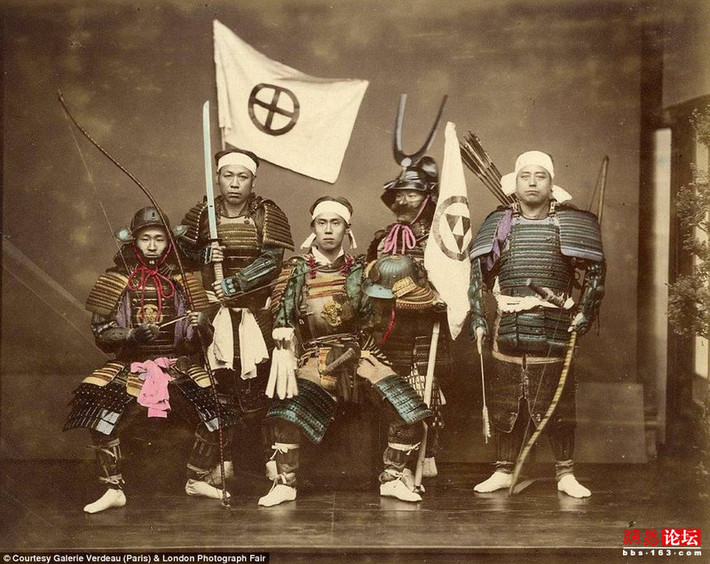 Những võ sỹ Samurai dũng mãnh chuẩn bị luyện tập. Ảnh: 163.com.