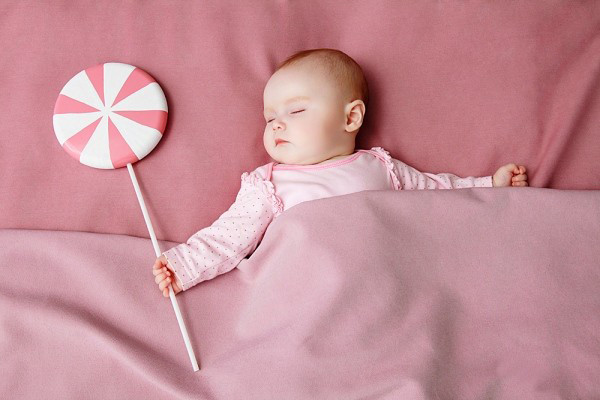 Với những đặc điểm trên, những đứa trẻ có bố hoặc mẹ là người tuổi Dậu thường rất xuất chúng đặc biệt rất giỏi trong việc kiếm tiền và giữ tiền. Chính vì vậy, người tuổi Dậu thường sinh ra những người con giàu có. Ảnh: phunudep.com.