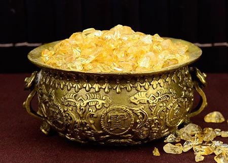 Tháng 6/2017 do được cát tinh soi chiếu, thần tài phù trợ nên trong số 12 con giáp, những người tuổi Dần, tuổi Ngọ, tuổi Sửu sẽ gặp rất nhiều may mắn trong tiền bạc, tiền bạc lúc não cũng tràn ngập két. Ảnh: sohu.com.
