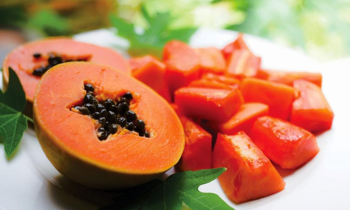 Tuổi Tỵ: Công việc: nên tạo dựng mối quan hệ tốt với đồng nghiệp cùng cơ quan. Tài vận: tài vận vượng phát, khả năng tăng lương là rất cao. Tình cảm: nên có những buổi hẹn hò lãng mạn dành cho nửa kia. Ảnh: anvitra.vn.