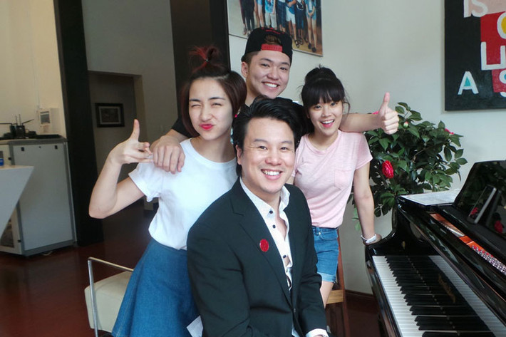 Trong khi đó, chia sẻ về những dự định sắp tới, Hòa Minzy cho hay cô sẽ cho ra nhiều sản phẩm âm nhạc chất lượng hơn nữa.