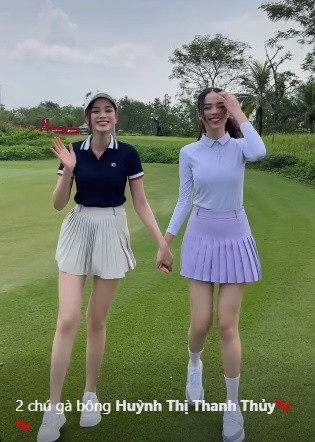 Hoa hậu Đỗ Thị Hà - Huỳnh Thị Thanh Thủy khoe nhan sắc rạng ngời khi check-in trên sân golf.