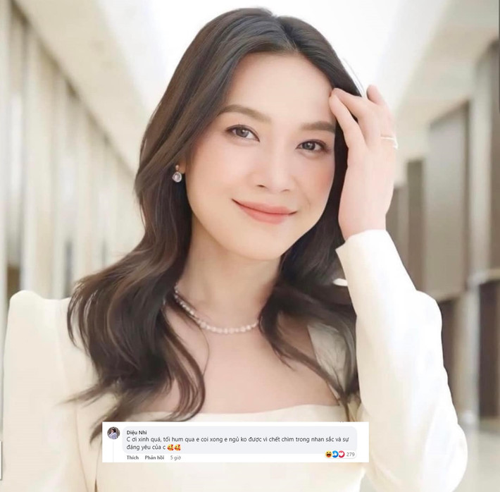 Chia sẻ hình ảnh của "chị đẹp", diễn viên Diệu Nhi cũng phải thốt lên: "Chị ơi xinh quá. Tối hôm qua em coi xong, em ngủ không được vì chết chìm trong nhan sắc và sự đáng yêu của chị".