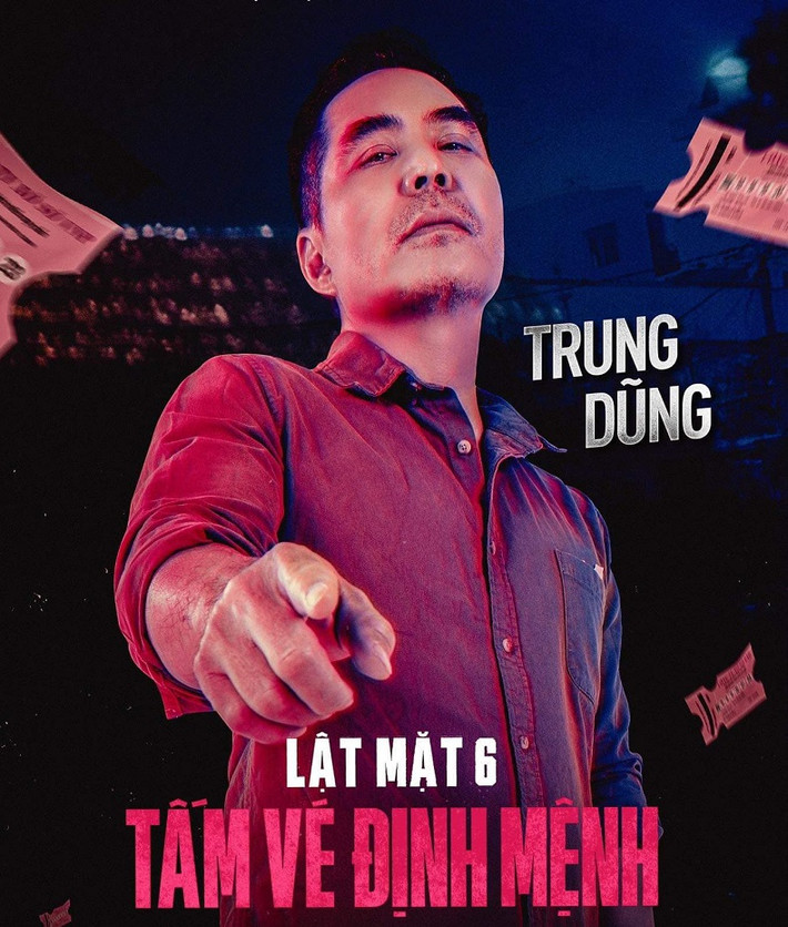 Diễn viên Trung Dũng vào vai Khanh - một trong 6 nam chính góp mặt trong phim điện anh trăm tỷ "Lật mặt 6: Tấm vé định mệnh" của đạo diễn Lý Hải. Trong phim, anh gây chú ý với nhiều cảnh quay mạo hiểm, trong đó có phân cảnh nhai vụn chiếc ly thủy tinh. Ảnh: Lật Mặt Movie.