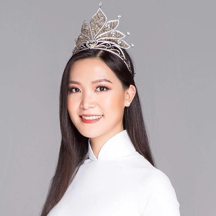 Dù BTC tuyên bố Hoa hậu Việt Nam 2008 không vi phạm quy chế thi nhưng đông đảo khán giả bày tỏ sự phản đối dữ dội, đòi tước vươn miện của người đẹp. Trước áp lực của dư luận, Hoa hậu Thùy Dung đã phải trở lại trường để hoàn thành chương trình học và thi đỗ tốt nghiệp.