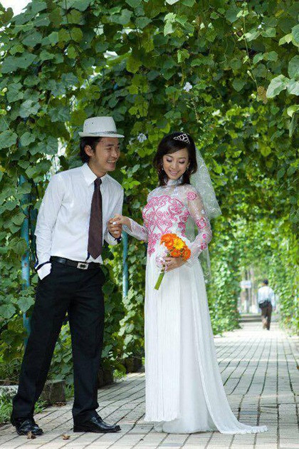 Sau 4 năm kết hôn, đôi vợ chồng đón con trai đầu lòng tên Andy.