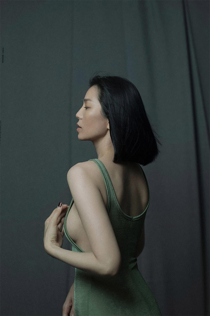 Ca sĩ Lệ Quyên luôn chọn đồ sexy để diện bởi cô tự tin với ba vòng tuyệt đẹp.
