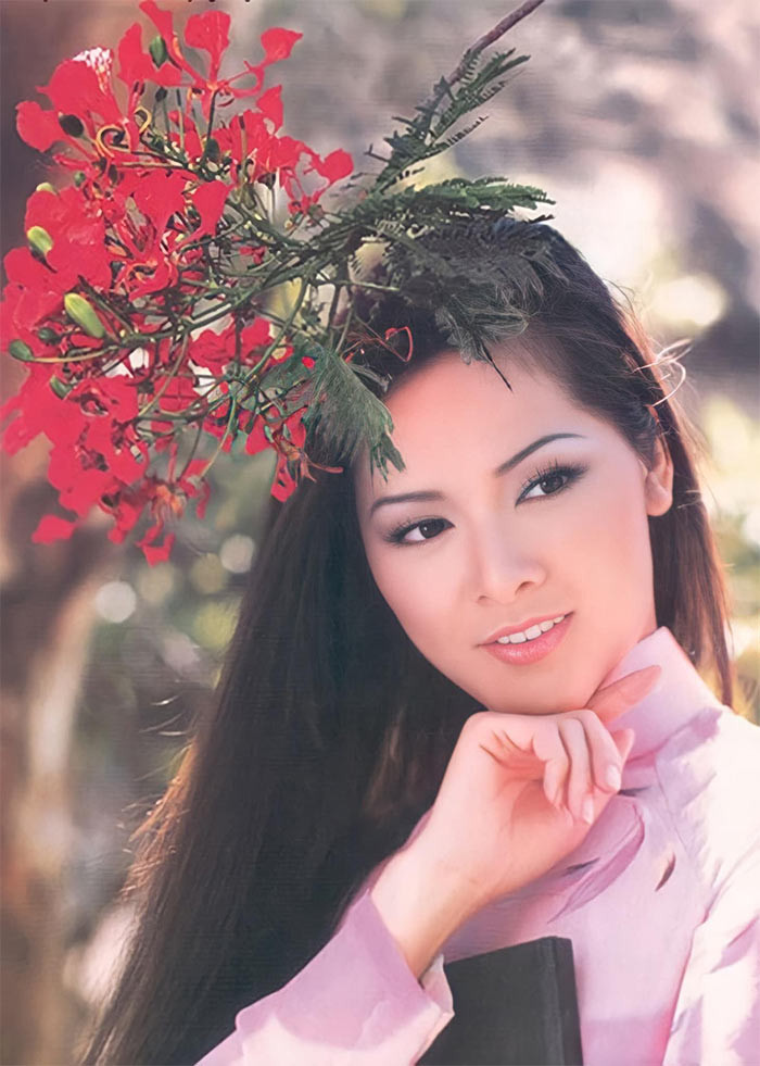 Ca sĩ Như Quỳnh tên thật là Lê Lâm Như Quỳnh, sinh năm 1970. Trước khi sang Mỹ định cư và ca hát bên hải ngoại, Như Quỳnh đã là một cái tên nổi tiếng trong làng nhạc Việt Nam.