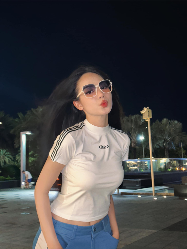 Sau 3 tháng thừa nhận "dao kéo", mỹ nhân sinh năm 2002 cho thấy sự "lột xác" ngoạn mục cả về nhan sắc lẫn phong cách.