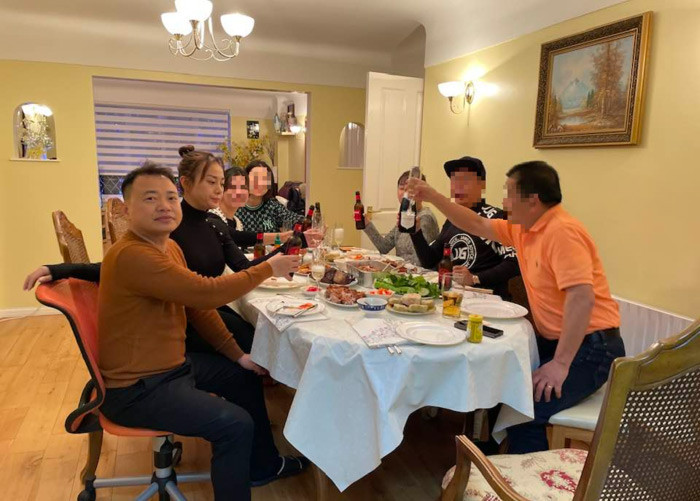 Phương Oanh và Shark Bình xuất hiện cùng nhau từ các sự kiện cho tới những bữa ăn thân mật với bạn bè. (Ảnh: Thể thao & Văn hóa)