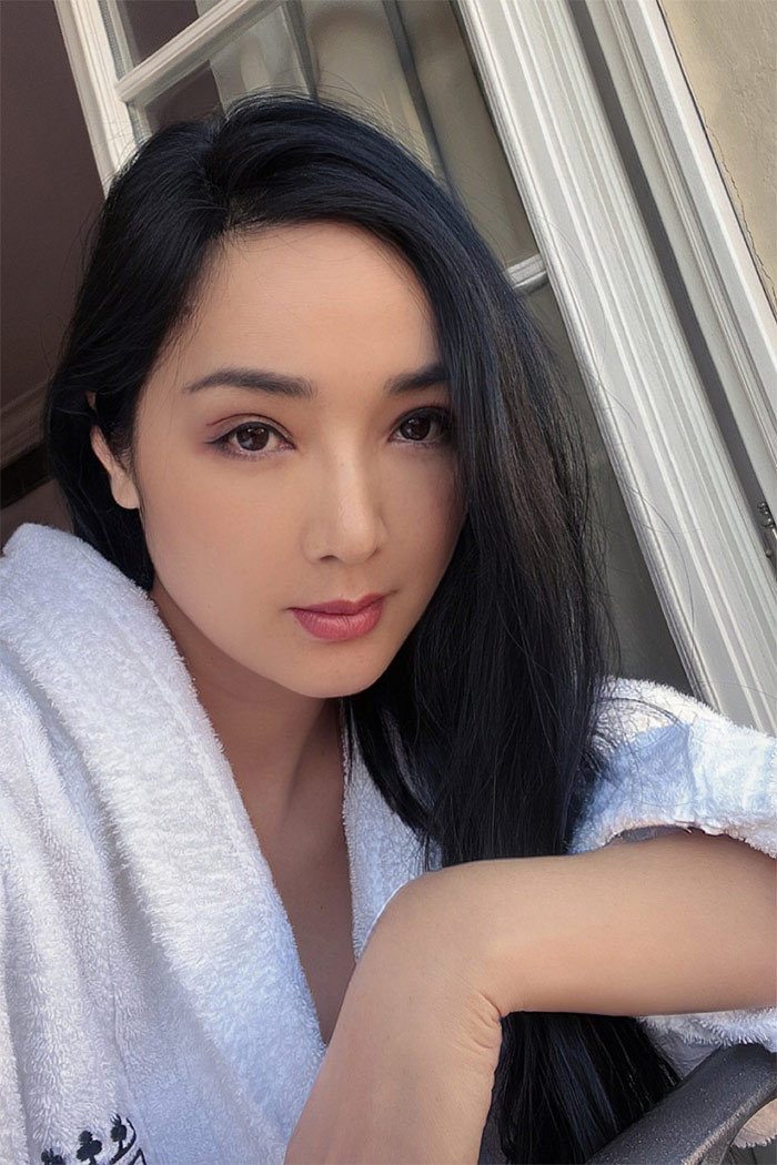 Sau 31 năm lên ngôi Hoa hậu Đền Hùng, Giáng My vẫn khiến nhiều người phải ghen tị với nhan sắc "không tuổi" của mình.