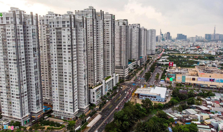 Với khoảng 40 dự án cao ốc, đường Nguyễn Hữu Thọ tại quận 7 đang có tốc độ phát triển nhà chung cư thuộc nhóm nhanh nhất TP.HCM.