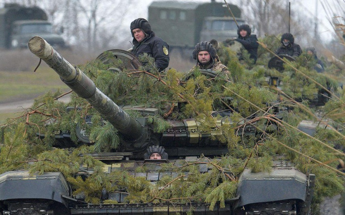 Trong bối cảnh căng thẳng leo thang giữa Nga và Ukraine, theo truyền thông phương Tây, hiện có gần 200 nghìn quân của Quân đội Nga đang tập trung ở biên giới Nga và Ukraine, điều này đã gây ra sự hoảng loạn ở Kiev.