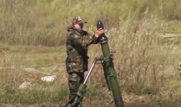 Trước đó lãnh thổ của khu định cư Novaya Maryevka đã bị quân Ukraine pháo kích liên tục bằng súng cối 82 mm và 120 mm; ngoài ra UAV trinh sát của Ukraine liên tục bay trên khu vực này. Ngoài cuộc tấn công vào làng Novaya Maryevka, còn ghi nhận các cuộc tấn công của phía Ukraine theo một số hướng khác.
