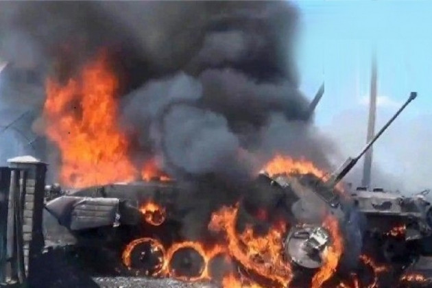 Quân đội Ukraine không thừa nhận tổn thất của họ, vì sợ rằng điều này có thể dẫn đến sự mất tinh thần của chính các quân nhân và hơn nữa, gây ra một cuộc phản công từ lực lượng dân quân của các nước cộng hòa tự xưng.