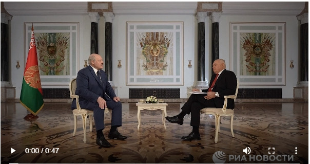 Tổng thống Belarus Alexander Lukashenko tuyên bố ý định triển khai vũ khí hạt nhân của Nga trên lãnh thổ nước này. Theo nhà lãnh đạo Belarus, việc triển khai vũ khí hạt nhân trên lãnh thổ Belarus, sẽ giúp kiềm chế NATO, vì Ba Lan có kế hoạch triển khai vũ khí hạt nhân của Mỹ trên lãnh thổ của họ.