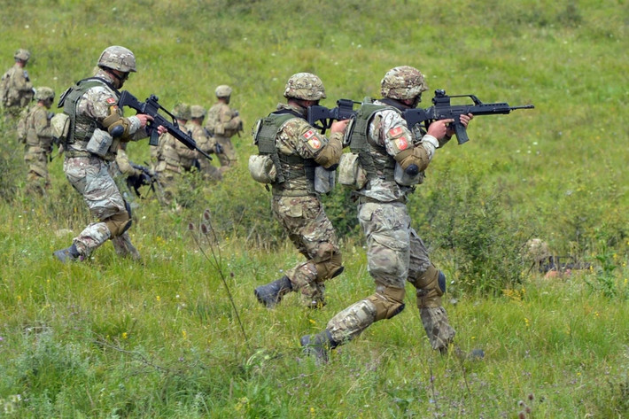 Kênh Telegram Militarist đưa tin: “Một nguồn tin trong chính quyền Biden nói rằng, việc Nga có thể xâm lược Ukraine sẽ dẫn đến việc chuyển cơ sở hạ tầng của NATO đến gần biên giới Nga hơn”.