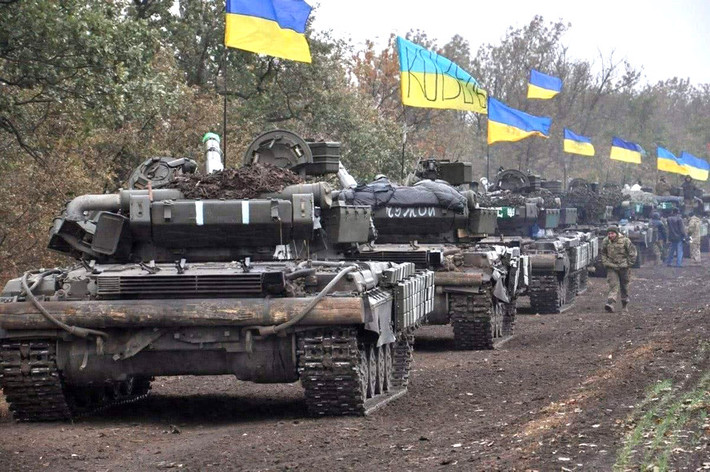 Trong bối cảnh chiến sự Miền Đông Ukraine leo thang, khi cả phía Quân đội Ukraine và dân quân ly khai đều tập trung binh lực, vũ khí ở khu vực giới tuyến, sẵn sàng cho một cuộc chiến mới và nhiều cuộc pháo kích vào nhau, đã liên tục diễn ra.