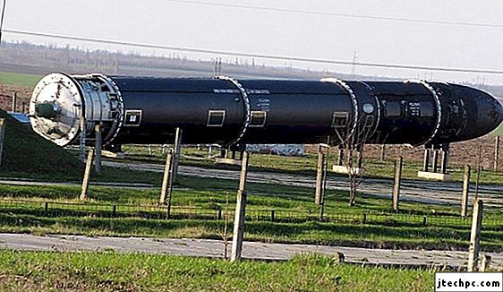 Hơn nữa, Ukraine được ưu đãi với đất đai phì nhiêu, được mệnh danh là vựa lúa mì của châu Âu và đặc biệt là có nền tảng công nghiệp nặng do Liên Xô để lại. Khi Ukraine độc lập, người ta còn liên tưởng Ukraine sẽ là nước Đức mới của châu Âu.