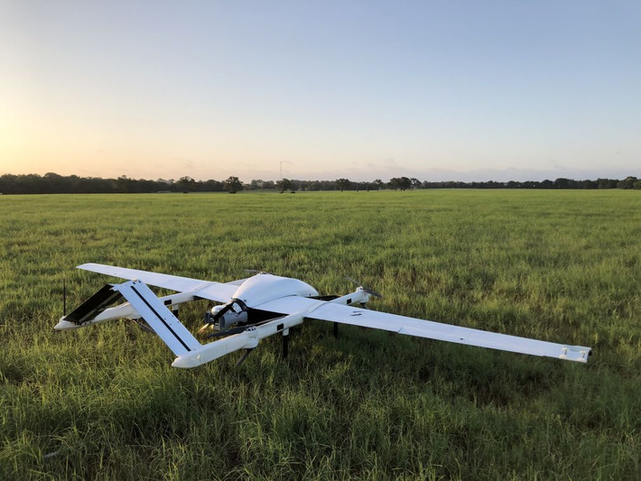 Còn liệu công ty Skyways của Mỹ, có “tham khảo” UAV Rainbow-804D của các đối tác Trung Quốc khi thiết kế nó hay không, sẽ rất khó có thể chứng minh được. Nguồn ảnh: Sina.