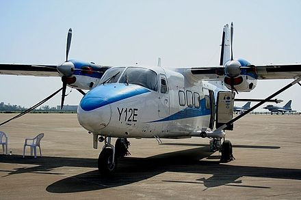 Trên các máy bay vận tải nhỏ hơn là Hafeiyun-12, Shifeiyun-5B và Hawk 500 sử dụng động cơ nước ngoài. Trong đó, Yun-12 và Hawk 500 sử dụng động cơ của Mỹ, còn Yun 5B sử dụng động cơ của Ba Lan.