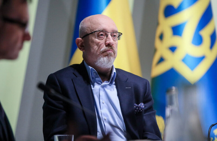 Trong ngày hôm nay, người đứng đầu Bộ Quốc phòng Ukraine Oleksiy Reznikov đã dẫn nguồn của tình báo nước này, nêu đích danh số quân nhân Nga hiện đang ở biên giới với Ukraine.