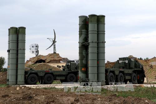 Ông Igor Korotchenko nói: “Nếu quyết định thiết lập vùng cấm bay trên Donbas, thì việc triển khai các hệ thống tên lửa phòng không như S-400 và các hệ thống tác chiến điện tử hiện đại ở khu vực Rostov và các khu vực phía nam khác của Liên bang Nga, hoàn toàn có thể đảm bảo.