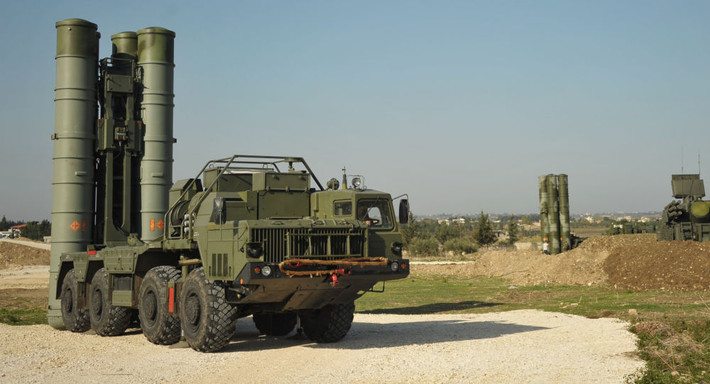Nhưng chắc chắn một điều là hệ thống S-400 của Nga có giá rẻ hơn nhiều Patriot của Mỹ, trong khi cho rằng hiệu suất và công dụng của Patriot cũng chỉ tương đương với hệ thống S-400.