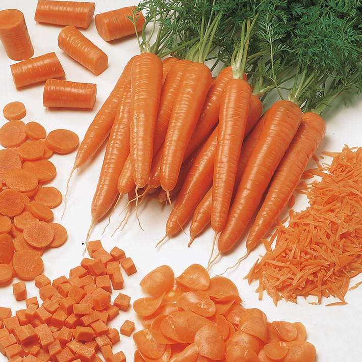Hoa quả màu cam. Cà rốt chứa vitamin A, không chỉ tốt cho mắt mà còn giúp da phục hồi và tái tạo. Những người da khô nên tìm đến cà rốt, cũng như gan, rau chân vịt, ớt xanh, khoai tây và trái đào.