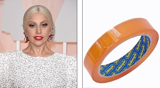 Khi tẩy trang, Lady Gaga dán nhẹ băng dính lên bầu mắt rồi lột ra để loại bỏ các loại nhũ ánh và kim tuyến.