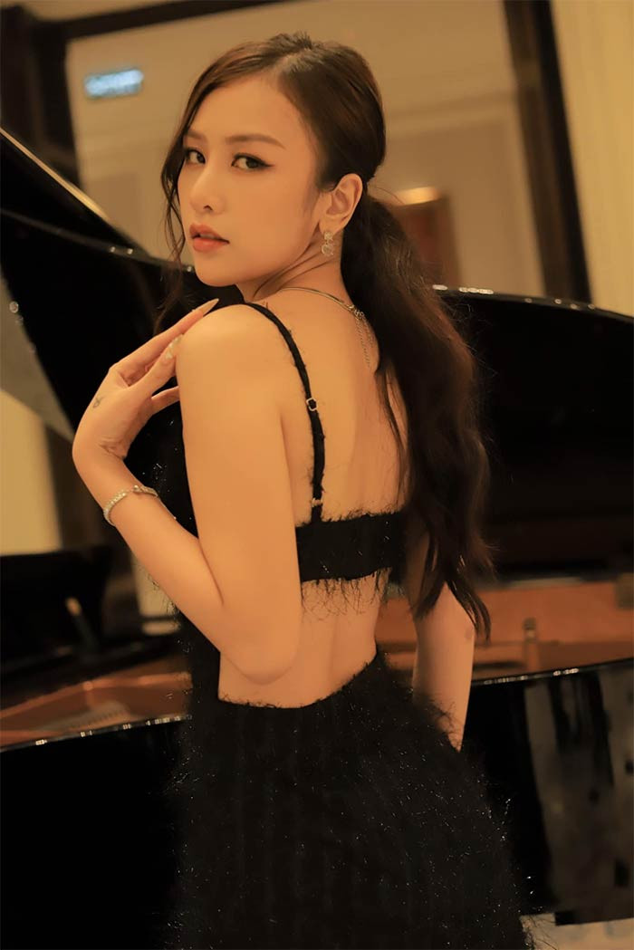 Hiện tại, Anh Phương là diễn viên, người mẫu tự do và từng Nam tiến để tìm kiếm cơ hội phát triển sự nghiệp.