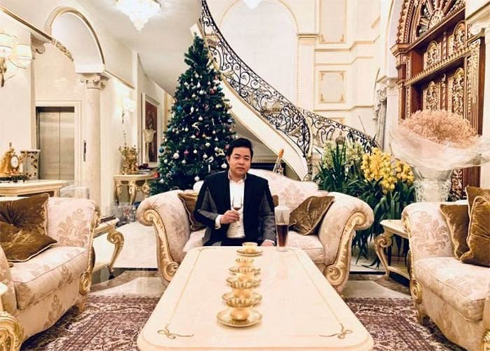 Quang Lê có một biệt thự dát vàng ở quận Tân Bình, TP.HCM trị giá ước tính cả trăm tỷ đồng. (Ảnh: Lao động)