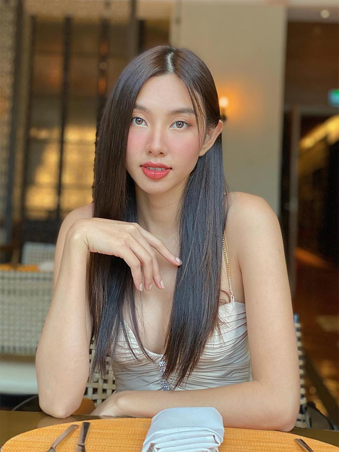 Nhan sắc xinh đẹp, ngọt ngào, Thuỳ Tiên liên tục nhận được lời mời làm vedette cho các sự kiện thời trang lớn.