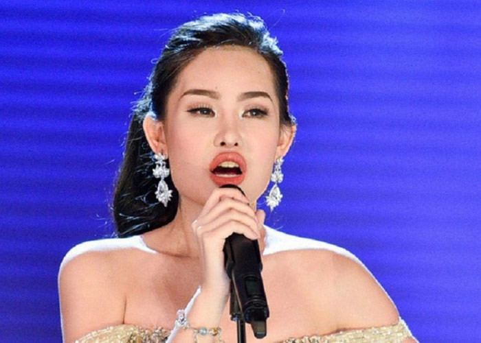Lên ngôi Hoa hậu Đại dương 2017, Lê Âu Ngân Anh nhận nhiều lời đàm tiếu bởi nhan sắc kém tự nhiên của cô. (Ảnh: Báo Giao thông)