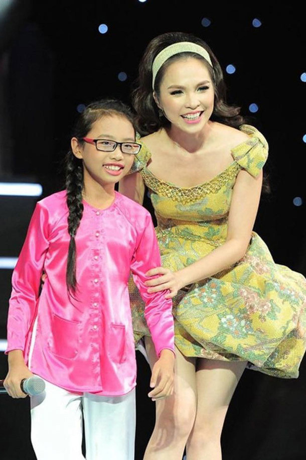 Phương Mỹ Chi trở thành á quân Giọng hát Việt nhí mùa đầu tiên năm 2003, kể từ đó cuộc sống của cô sang một trang mới. (Ảnh: Vietnamnet)