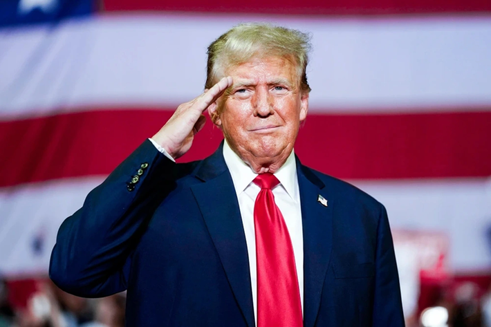 Báo cáo cho rằng việc ông Trump nhậm chức sẽ đánh dấu sự xuất hiện của một chính phủ mới khó đoán định. Bên cạnh đó, Đức sắp tổ chức bầu cử liên bang, và Pháp cũng có khả năng có chính phủ mới. Ảnh: NBC News.
