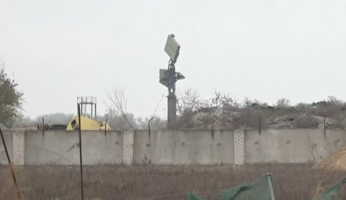 Một tính năng độc đáo của radar là chế độ phát hiện được thiết kế riêng cho máy bay không người lái (UAV), cho phép nhận diện hiệu quả mục tiêu đối phương ngay cả trong môi trường nhiễu điện tử phức tạp. Ảnh: mil.in.ua.
