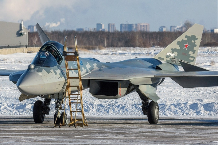 Với những nâng cấp vượt trội, Su-57 không chỉ là máy bay tiêm kích thế hệ năm mà còn mở đường cho cuộc cách mạng công nghệ thế hệ sáu, trở thành biểu tượng sức mạnh của Không quân Nga.