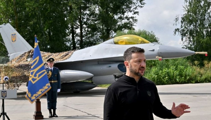 Ngày 21/12, tờ Gazeta.ru (Nga) đã đăng bài viết với tiêu đề “Ông Zelensky, máy bay chiến đấu đâu rồi? Tại sao F-16 chưa xuất hiện trong chiến dịch quân sự đặc biệt?”, tác giả là nhà quan sát quân sự Mikhail Khodarenok. Bài viết được trích như sau. Ảnh: 6park.