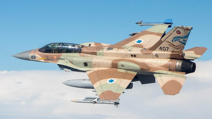 Dựa trên năng lực và chiến thuật trước đây, Israel nhiều khả năng đã sử dụng các chiến đấu cơ F-16I "Sufa" và F-15I "Ra’am" cho chiến dịch này. Ảnh: Creative Commons.