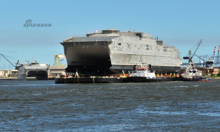 Chiếc thứ ba JHSV-3 USNS Millinocket được chuyển giao cho Hải quân Mỹ vào tháng 6/2013.